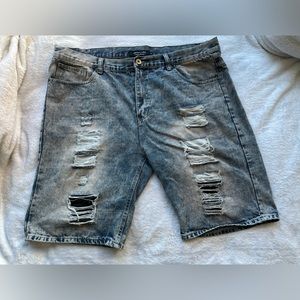 Denim Culture Jeans Men’s Distressed Shorts